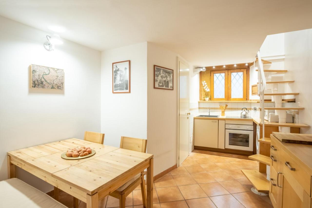 Quiet And Cozy Trastevere Hideaway Roma Eksteriør bilde